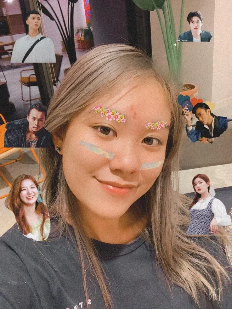 beauty-sticker-on-face-3.0